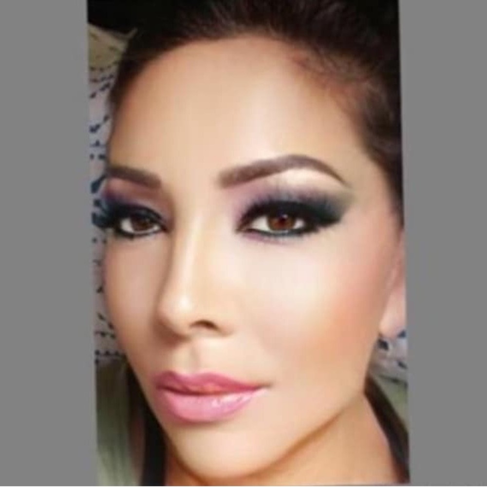 Meet your Posher, Lydia